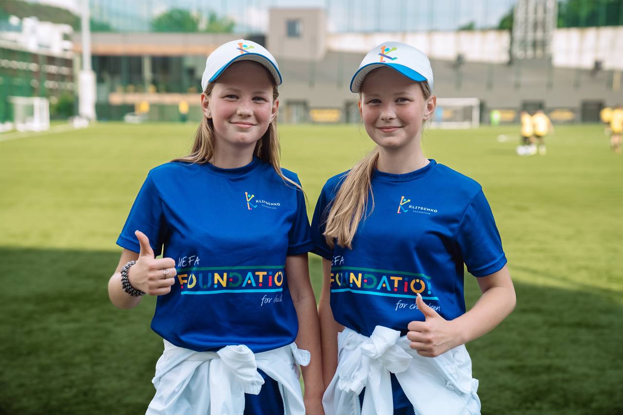 Проєкт «Грай за рівність» реалізовує Klitschko Foundation за підтримки фонду Німецького футбольного союзу DFB-Stiftungen Egidius Braun і запрошує до участі вчителів фізичної культури з усіх куточків України.